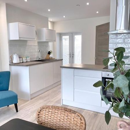 Luxury Porthcawl Large Spacious 2 Bedroom Apt, Garden, Prime Location المظهر الخارجي الصورة
